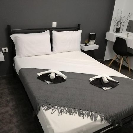 Comfortbnb -Sabbia Calda apts Perissa  Esterno foto